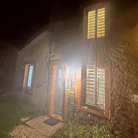 Gîte du gué Les Hautes-Rivieres Exterior foto